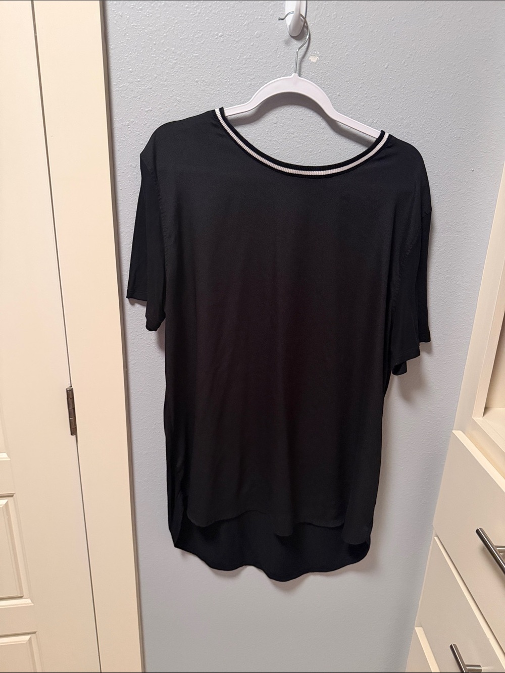 Banana Republic Black Short Sleeve Tee with Striped Crew Neck
